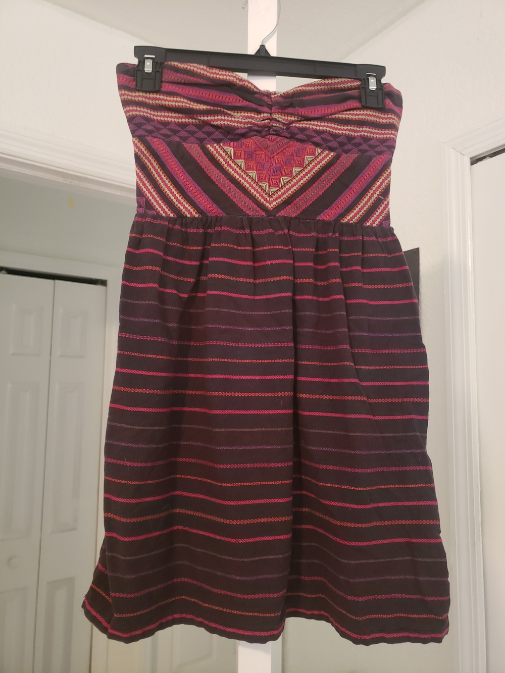 Vintage Roxy Striped Strapless Sundress with Embroidered Bodice - Black & Pink